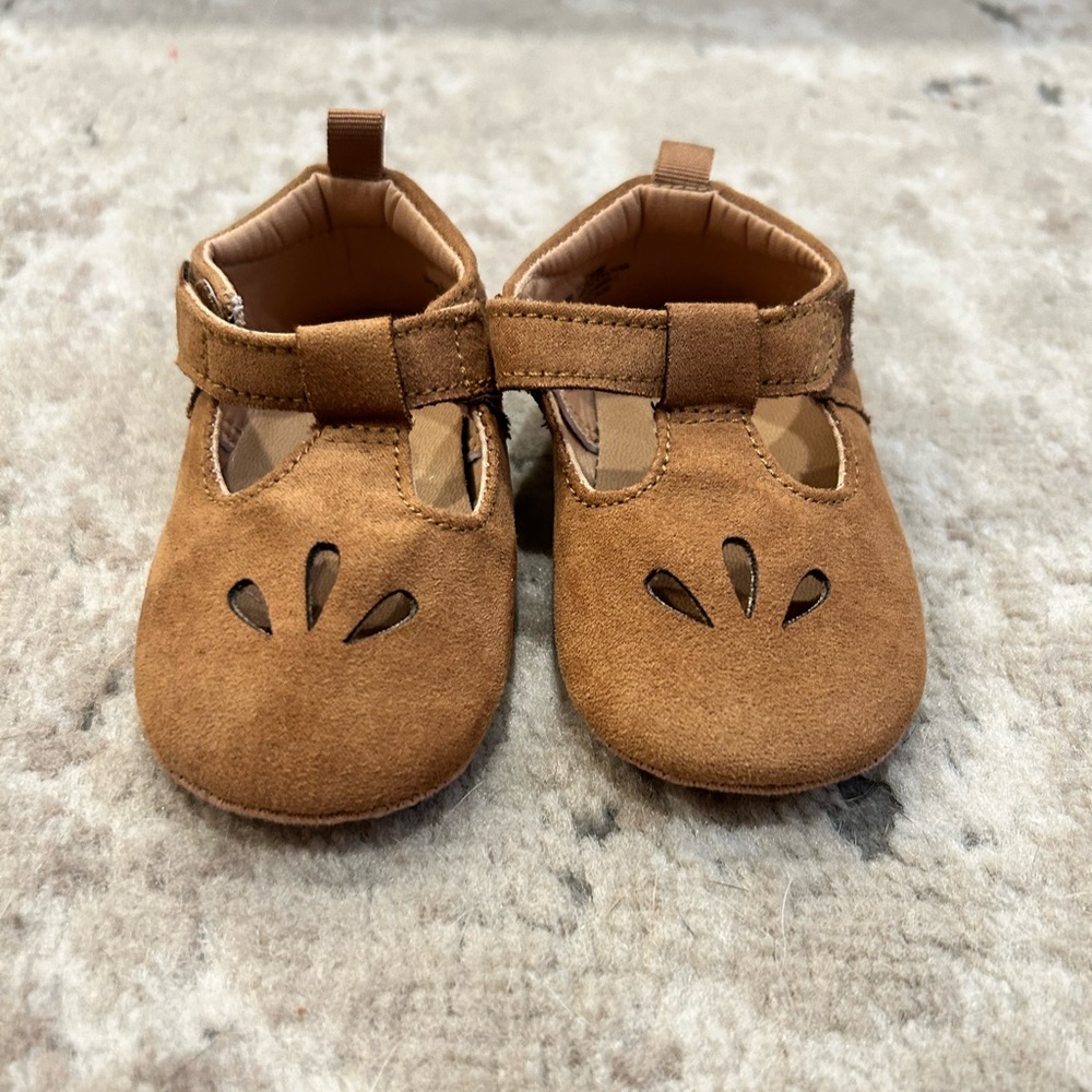 Old Navy baby girl shoes